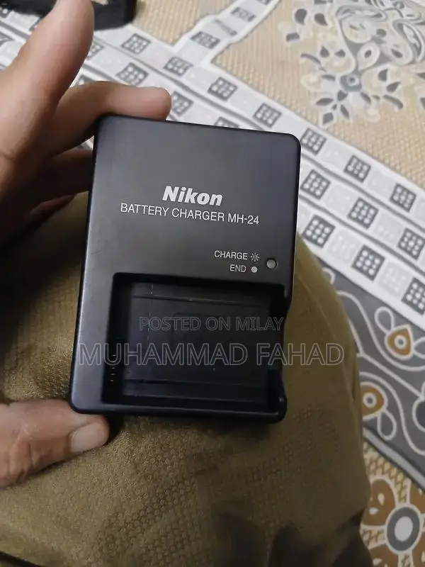 D 3400 Digital Camera in Excellent Condition