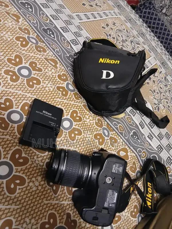 D 3400 Digital Camera in Excellent Condition