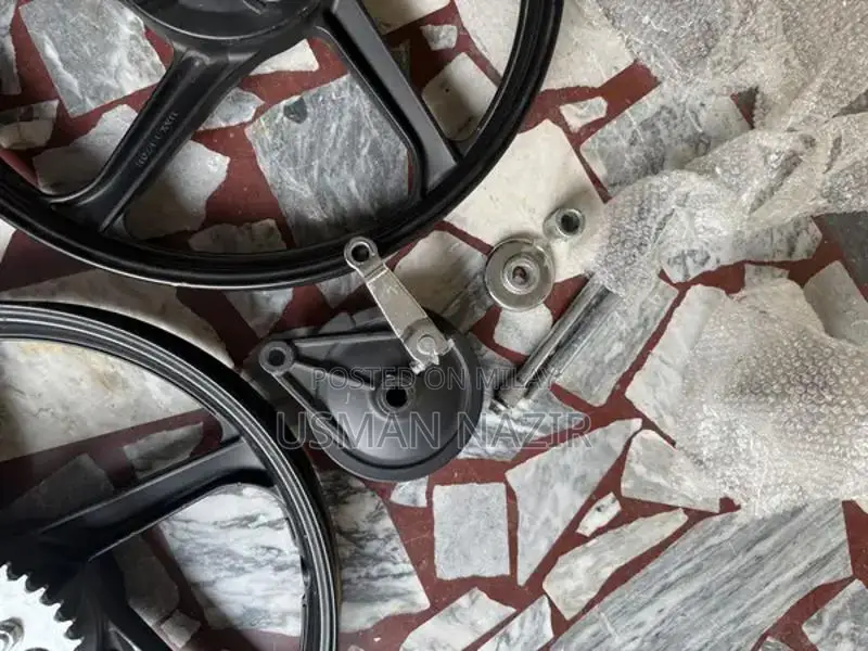 Honda Motorcycle Alloy Rims with Self-Start Mechanism