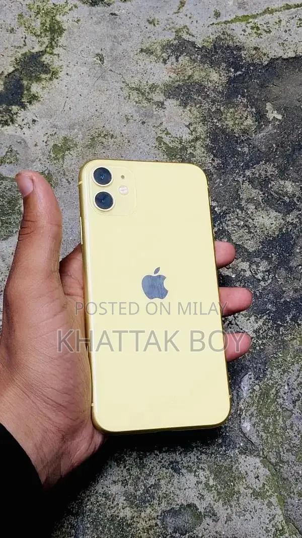 Apple iPhone 11 64GB Smartphone Water Resistant Excellent Condition