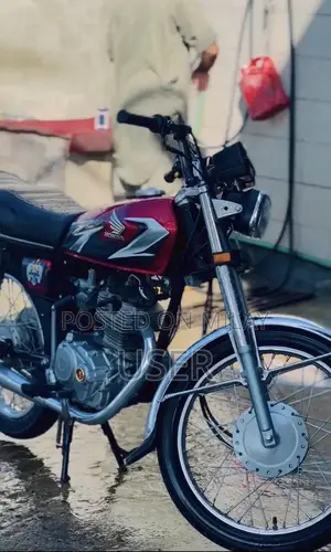 Honda 125cc Motorcycle 2023 Model - Excellent Condition