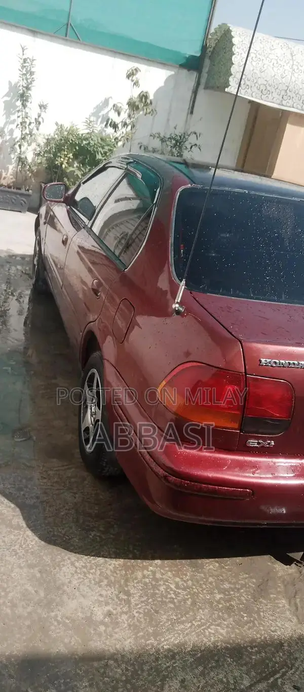 Honda Civic Sedan - Well-Maintained 1996 Model