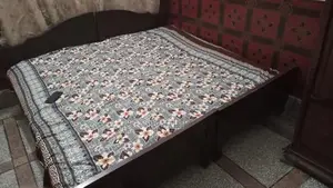 Wooden Bedroom Set with Dressing Table and Showk Puer Wood