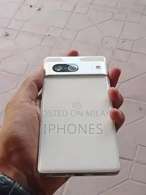 Photo - Google Pixel 7 Smartphone - Fully Functional 128GB Model