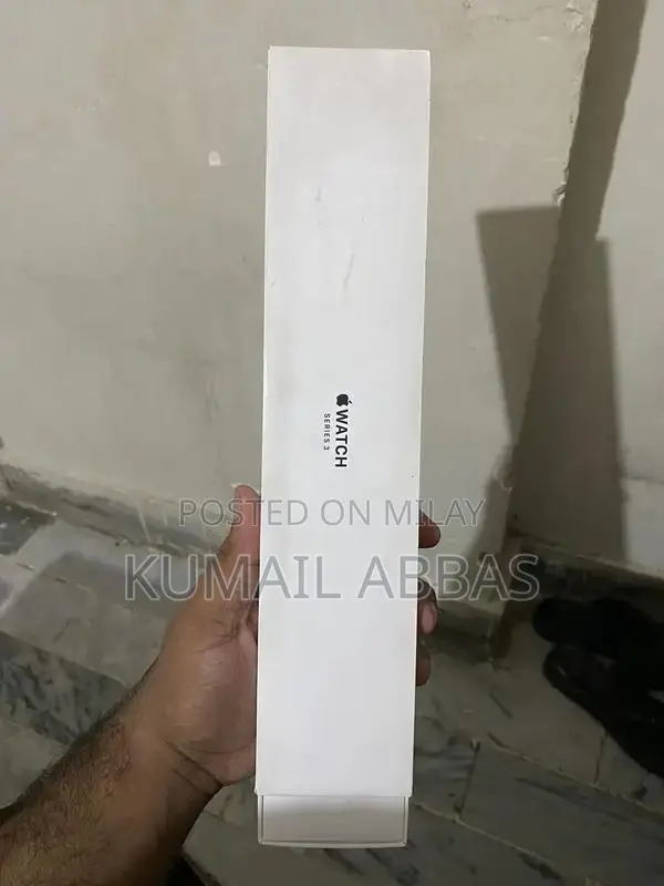 Apple Watch Series 3 GPS 42mm Smartwatch in Good Condition