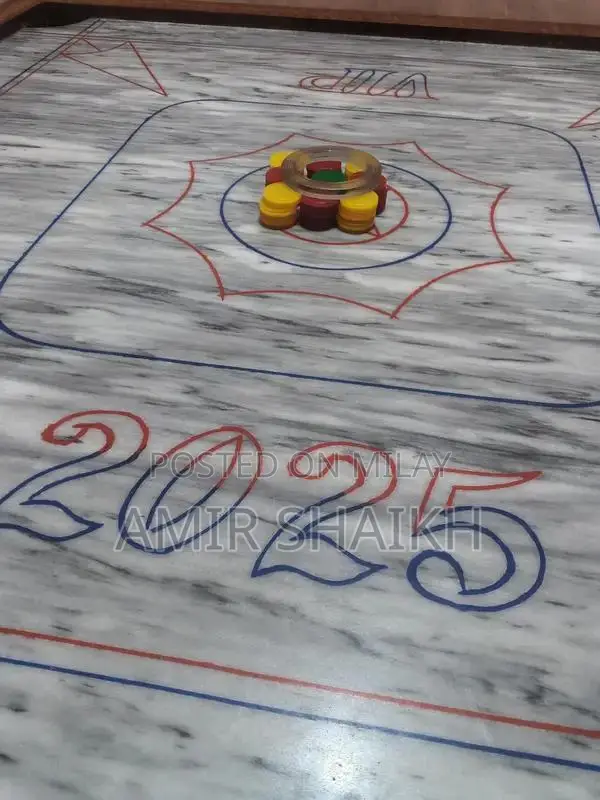 Marble Dabbu Premium Piece with Striker