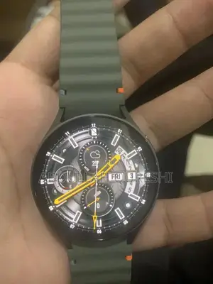 Samsung Watch 7 Smartwatch - Excellent Condition