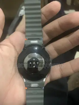 Samsung Watch 7 Smartwatch - Excellent Condition