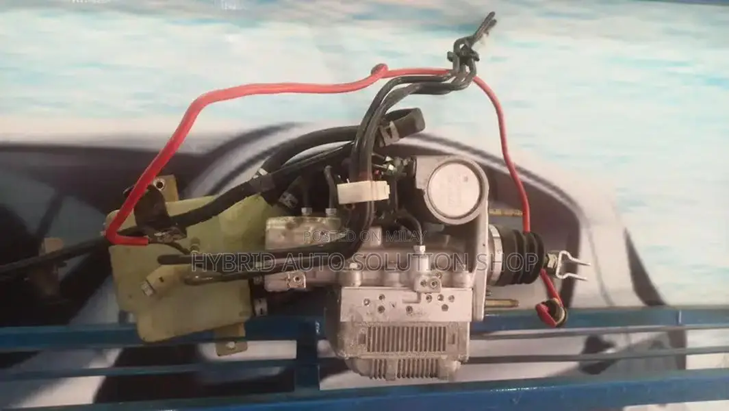 Toyota Prius Hybrid Battery and ABS Replacement Parts