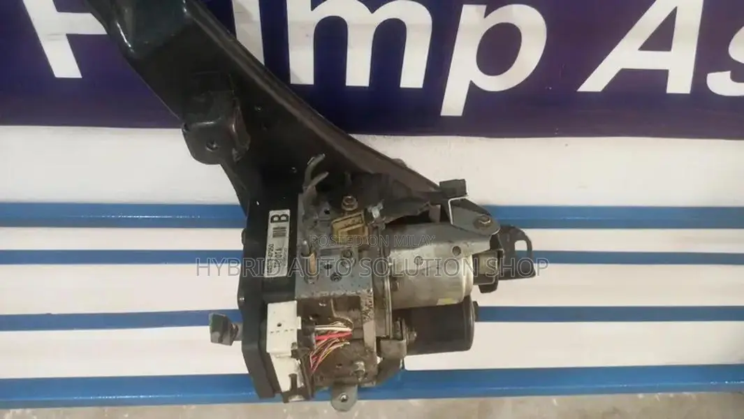 Toyota Prius Hybrid Battery and ABS Replacement Parts