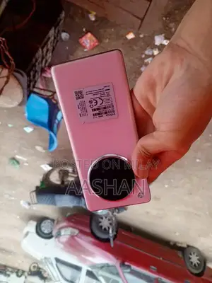 Zero 40 Smartphone Charger with Warranty