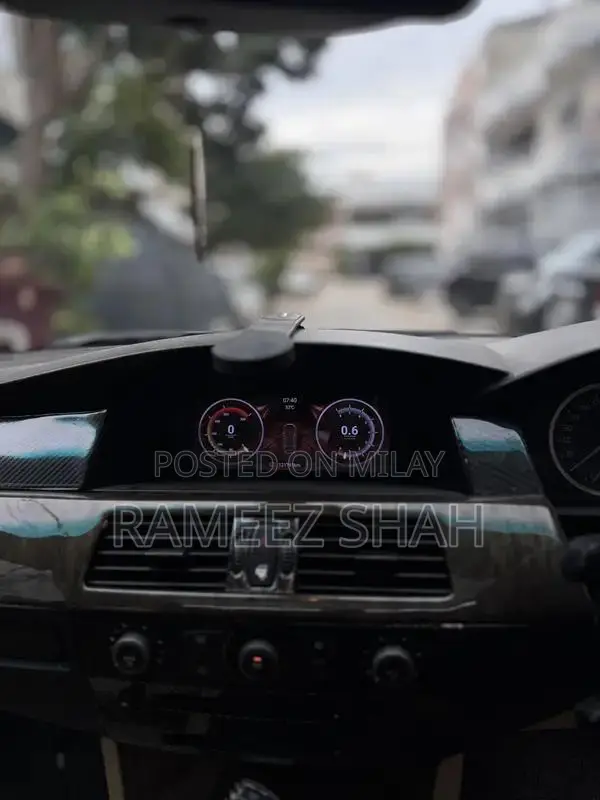 BMW 5 Series 530i Sedan - 2004 Model Premium Variant