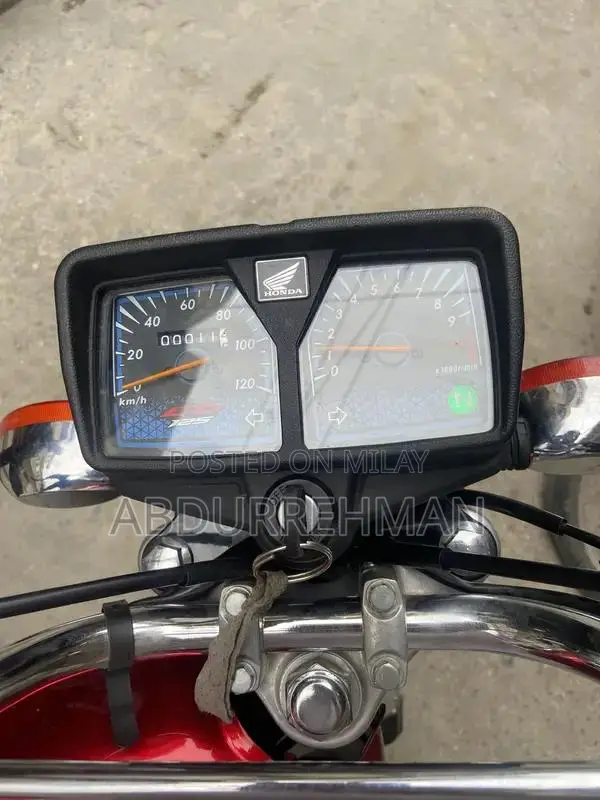 Honda 125 Motorcycle 2024 Model Red Sport Bike