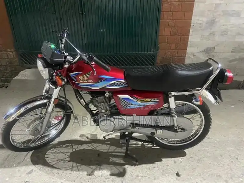 Honda 125 Motorcycle 2024 Model Red Sport Bike