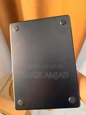 Apple MacBook Air M4 Laptop - 13-inch Ultraportable