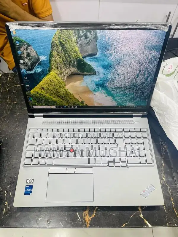 Lenovo P16 Gen1 Mobile Workstation Laptop