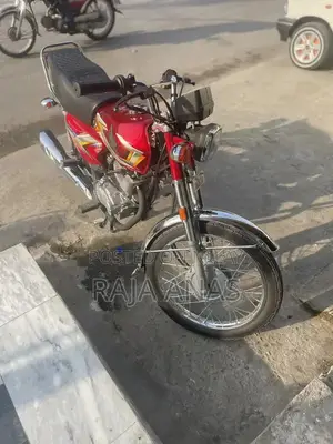 Honda 125cc Motorcycle - 2025 Model Urban Commuter