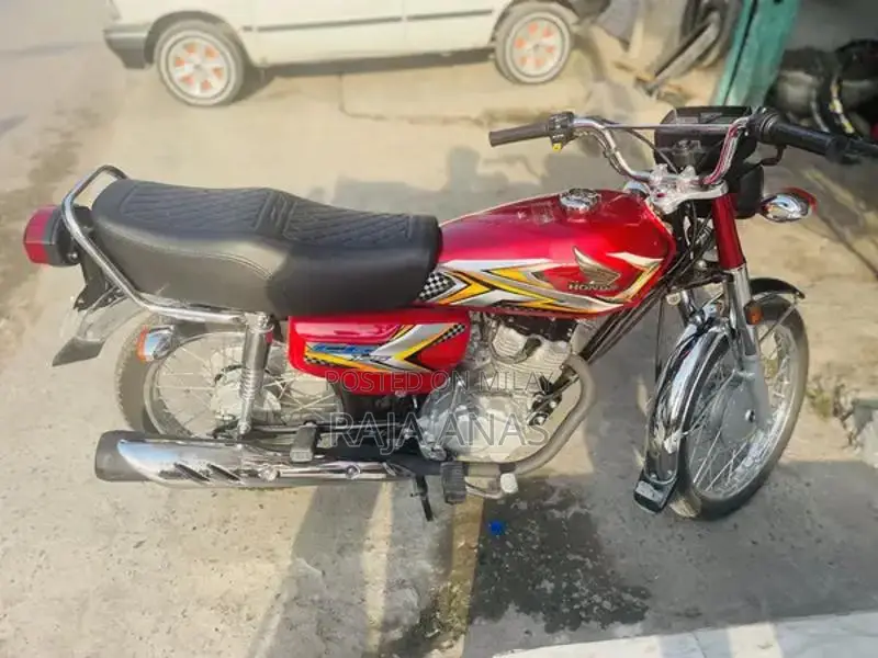 Honda 125cc Motorcycle - 2025 Model Urban Commuter