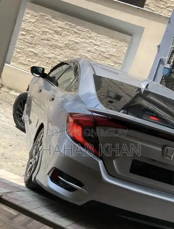 Honda Civic 2017 Full Option Sedan with Sunroof