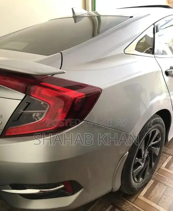 Honda Civic 2017 Full Option Sedan with Sunroof