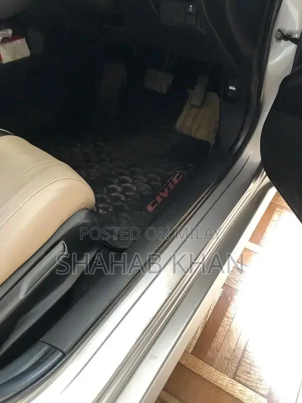 Honda Civic 2017 Full Option Sedan with Sunroof