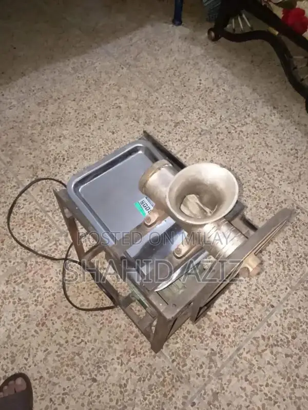 Heavy-Duty Professional Coffee Grinder for Home and Commercial Use