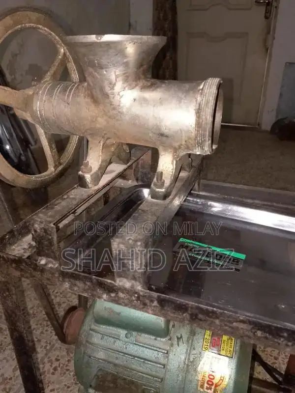 Heavy-Duty Professional Coffee Grinder for Home and Commercial Use