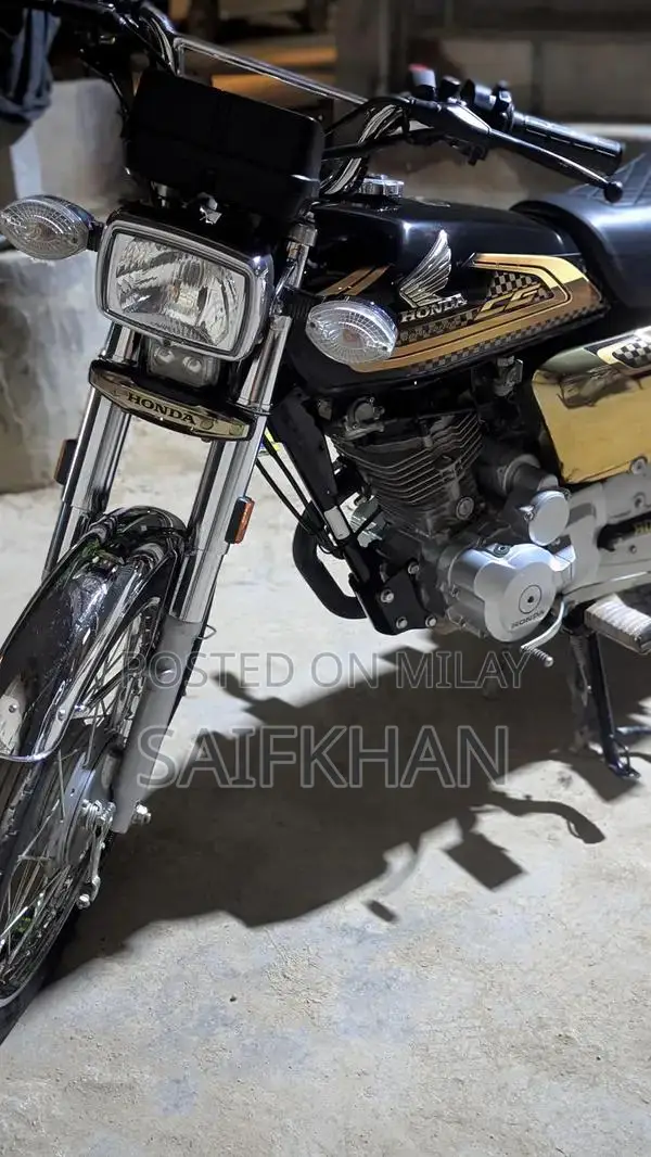 Honda 125 Golden Edition Motorcycle 2025 Model