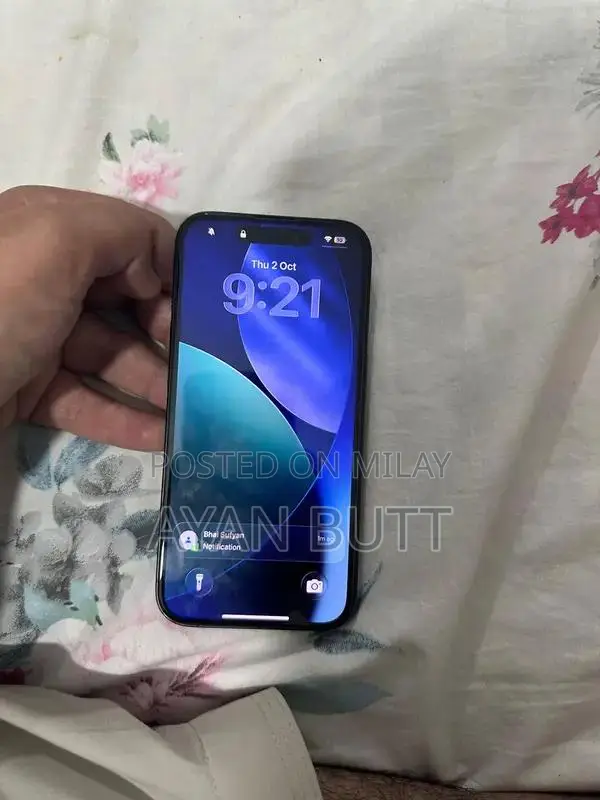 Premium Apple Smartphone 128GB Black Titanium Edition