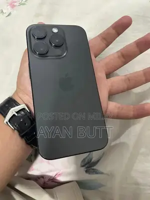 Premium Apple Smartphone 128GB Black Titanium Edition