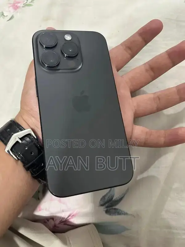 Premium Apple Smartphone 128GB Black Titanium Edition