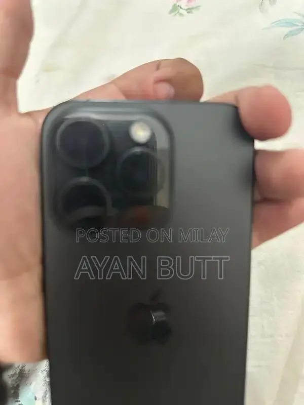 Premium Apple Smartphone 128GB Black Titanium Edition