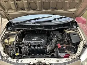 Toyota Corolla GLi Sedan - Reliable Compact Car