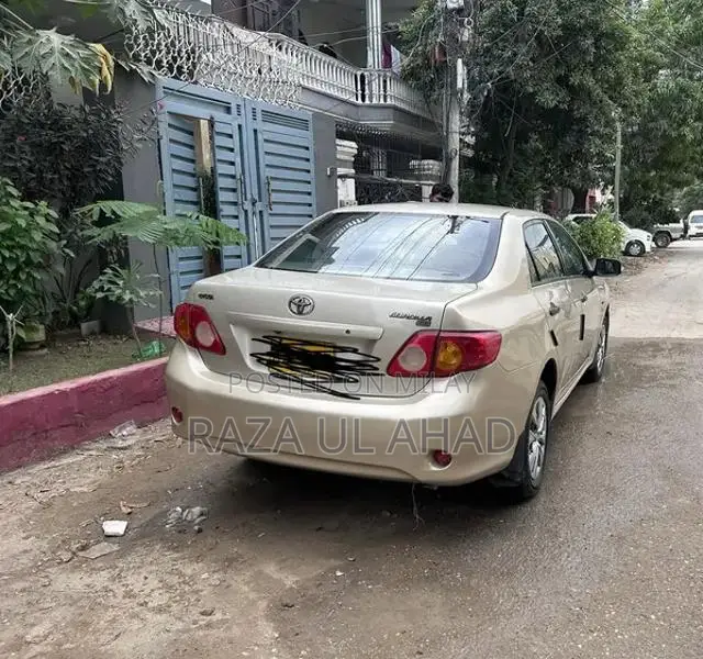 Toyota Corolla GLi Sedan - Reliable Compact Car