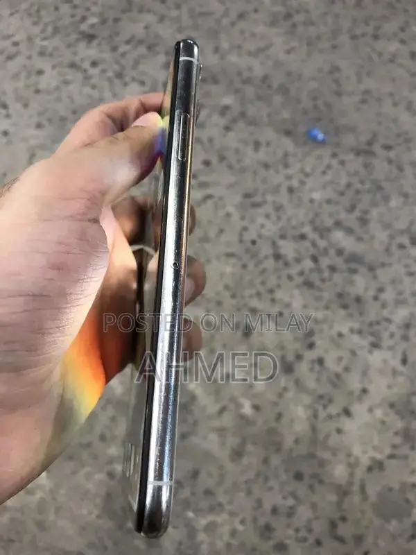 Apple iPhone 11 Pro Max 64GB Unlocked Smartphone