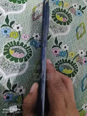 Vivo V23e Smartphone - 8GB RAM, 128GB Storage, Great Condition