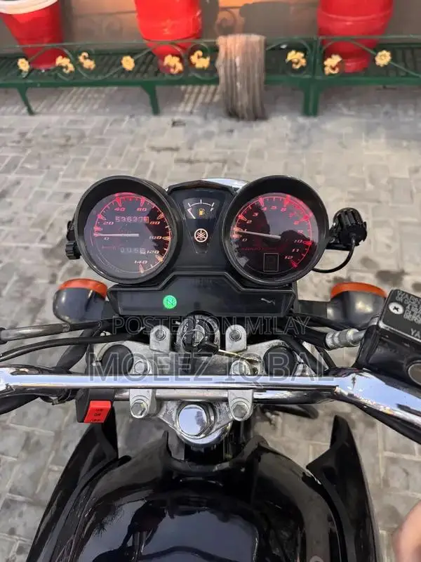 Yamaha YBR 125G Motorcycle - 2016 Model Well-Maintained