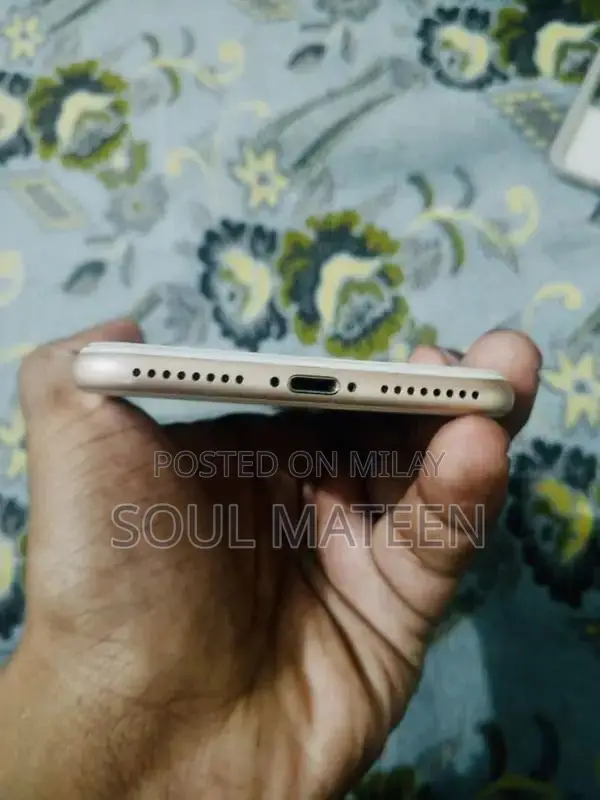 Apple iPhone 8 Plus 256GB Smartphone