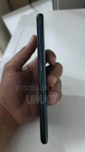 Oppo Reno 2f Smartphone with Fingerprint Sensor