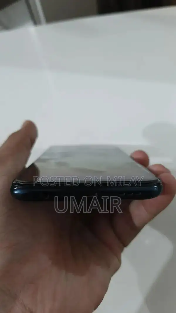 Oppo Reno 2f Smartphone with Fingerprint Sensor