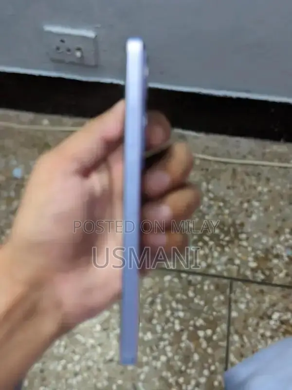 Reno 11 F 5G Smartphone - Blue Color Condition