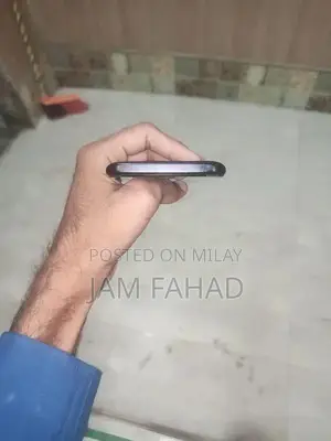 Infinix Hot 10i Smartphone Quad Camera 4GB RAM 128GB Storage