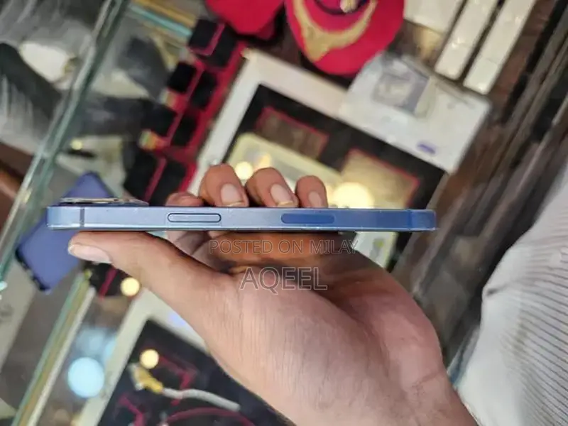 Apple iPhone 13 128GB Blue Smartphone