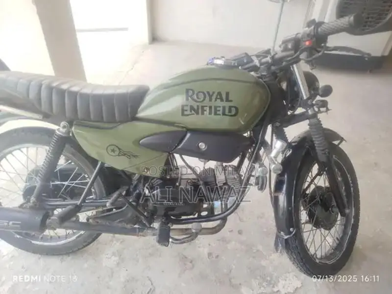 CD 100 Motorcycle - Classic Performance Bike