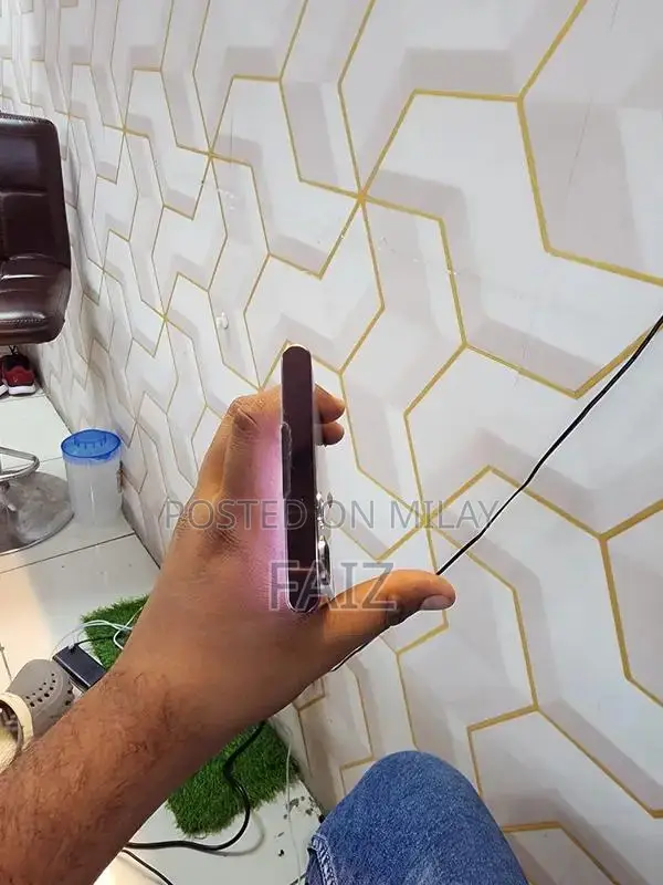 Samsung Galaxy S22 Ultra Smartphone - Premium Mobile Device