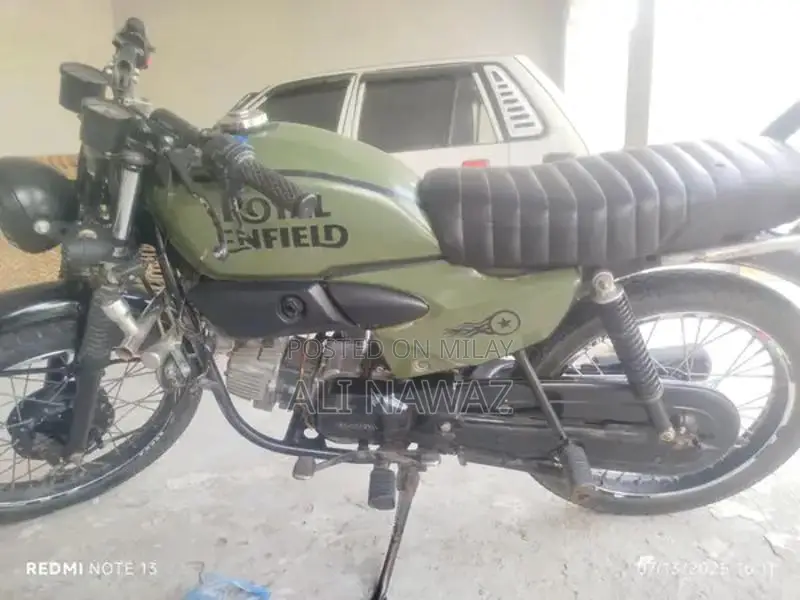 CD 100 Motorcycle - Classic Performance Bike