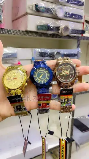 Stylish Analog Wristwatch - Classic Design, Premium Quality Timepiece