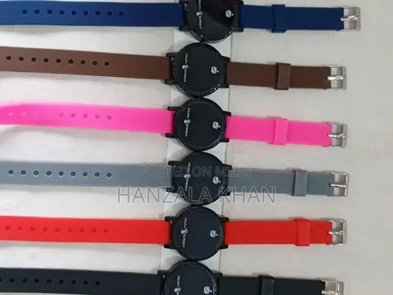 Stylish Analog Wristwatch - Classic Design, Premium Quality Timepiece