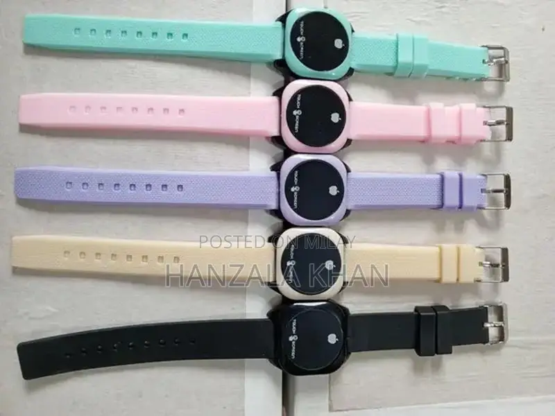 Stylish Analog Wristwatch - Classic Design, Premium Quality Timepiece