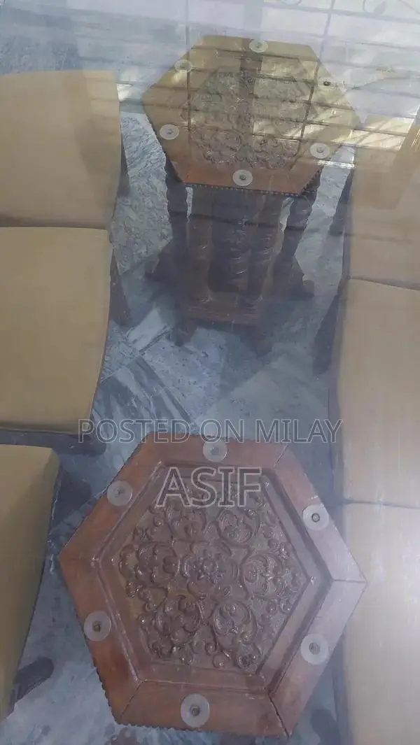 6-Seater Wooden Dining Table in Excellent Condition